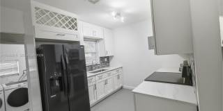 1425 NW 10th Pl Gallery 12