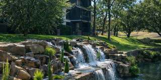 Las Colinas Heights Gallery 9