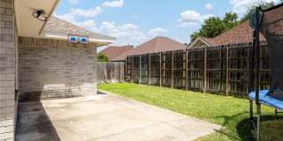 413 E Wisteria Avenue Gallery 19
