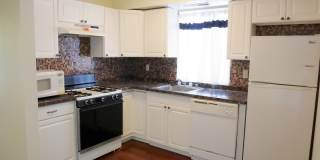 One Bedroom Condo located in Gardens At Owings Mills! - RENT SPECIAL Gallery 4