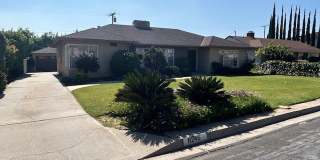 8246 Kinghurst Road Gallery 1