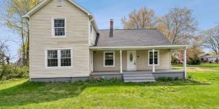 Experience the perfect blend of peaceful country charm and modern comfort in this beautifully refreshed residence, ideally situated between Gainesville and Warrenton. Gallery 1