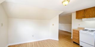 1612 Ellwood Ave Gallery 6