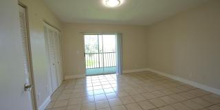 1523 Meadows Circle W Gallery 8