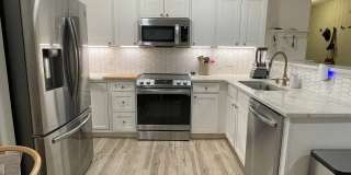 Room in 3 Bedroom Home at Trailwood Heights Ln Gallery 16