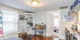 Charming 6BR/3BA Home Near UK Gallery 11