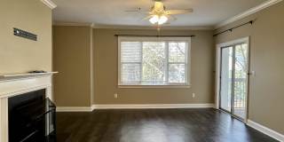 5601 Fairview Road, Unit 19 - 1 5601 Fairview Road, Unit 19 - 1 Gallery 1
