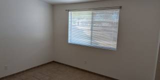 Triplex - 2 Bedroom and 1 Bath Unit Gallery 25