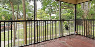3083 N Oakland Forest Dr Gallery 16