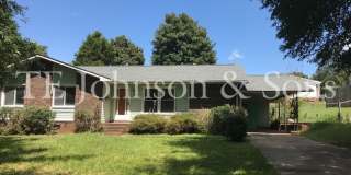 3 Bed Home Situated near Hwy. 311  Local Golf Course Gallery 1