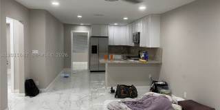 7761 NW 42nd Pl Gallery 10