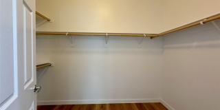 389 Wilford Springs Street Gallery 38