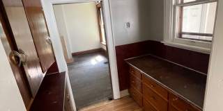 Large Brick 7 bedroom home Gallery 40