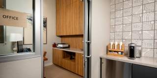 Evani 3223 Wilshire Gallery 14