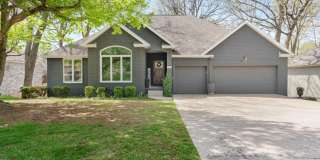 Executive rental in SW Springfield Gallery 1