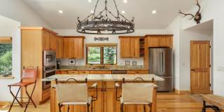 4072 Crystal Bridge Drive Gallery 11