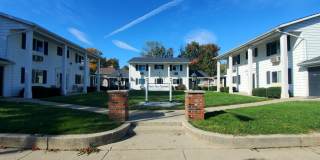 Nemoir Manor Lakeside Gallery 1