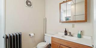 222 S Geneva St. Gallery 33