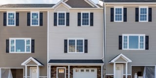 Townhome for rent in Cresent Ridge subdivision Gallery 1