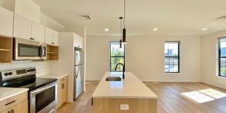 104 Howe Gallery 1
