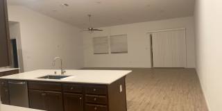 Beautiful New Build Home in Shafter Gallery 4