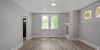 Stunning 3 bedroom home in Carrick available August 15! Gallery 11
