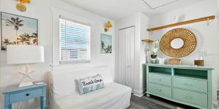 235 10TH AVENUE NE Gallery 29