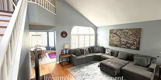 4 bed 4 bath 1,954 sq ft-19151 E Garden Pl. Centennial Co 80015 Gallery 4