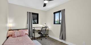 5008 Parker Avenue Gallery 26
