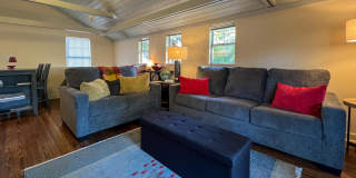 2745 DOWNING Street Gallery 19