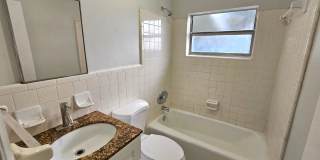 2584 Seneca Ave Gallery 1