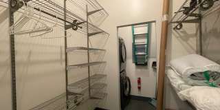 Awesome 1BR Loft Style Condo Overlooking Midtown! Gallery 19