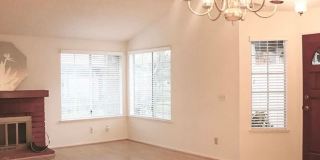 Move-In Ready Townhouse in Marlborough Seaside Village! Gallery 1