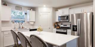 6012 Esmerelda Gallery 17
