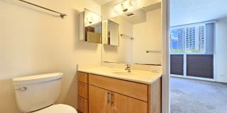 1676 Ala Moana Boulevard #110 - 110 Gallery 8