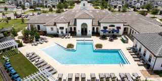 Shadetree Gallery 34