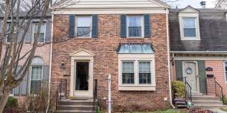 10323 HAMPSHIRE GREEN Avenue Gallery 1