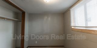 1529 N 24th St. Gallery 24