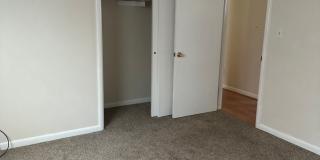 3 Bedroom 1.5 Bathroom Apartment With Garage Gallery 20