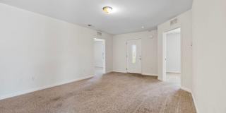 579 Regency Circle Gallery 9