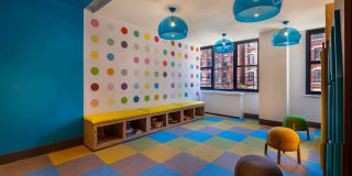 303 East 83rd Gallery 26