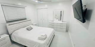 541 SE 17th Ave Gallery 18