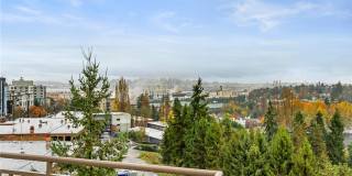 Amazing West Seattle 2 bedroom 2 bath W/S/G and 2 parking spots included! Gallery 26