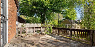 10042 Grayton Street Gallery 23