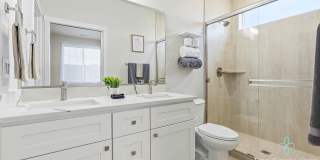 1205 Northeast Emerald Drive Gallery 1