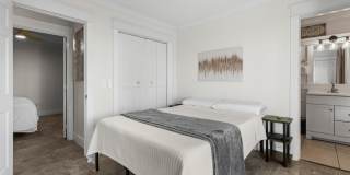 22 Moreno Point Road Gallery 26