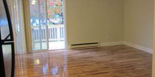901 Mammoth Road Gallery 6