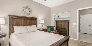 3647 E HORACE Drive Gallery 9