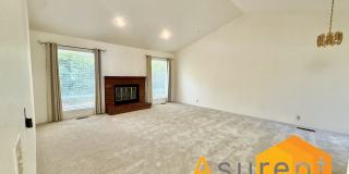 Charming 3-bedroom, 2-bath Ashland Home Gallery 16