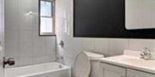 16931 Prairie Street Gallery 7